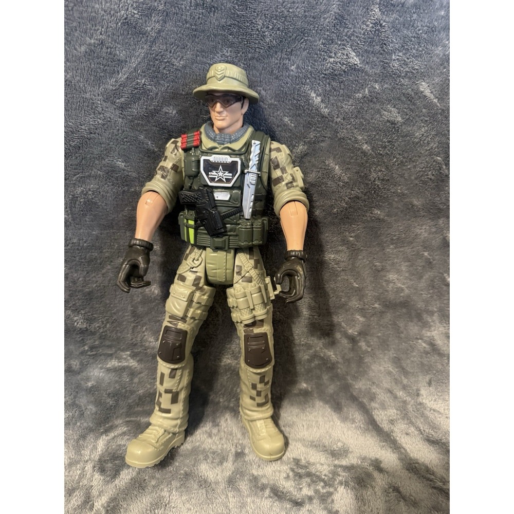 Freedom Warriors 12" Articulated‎ Hat Army / Military Action Figure
